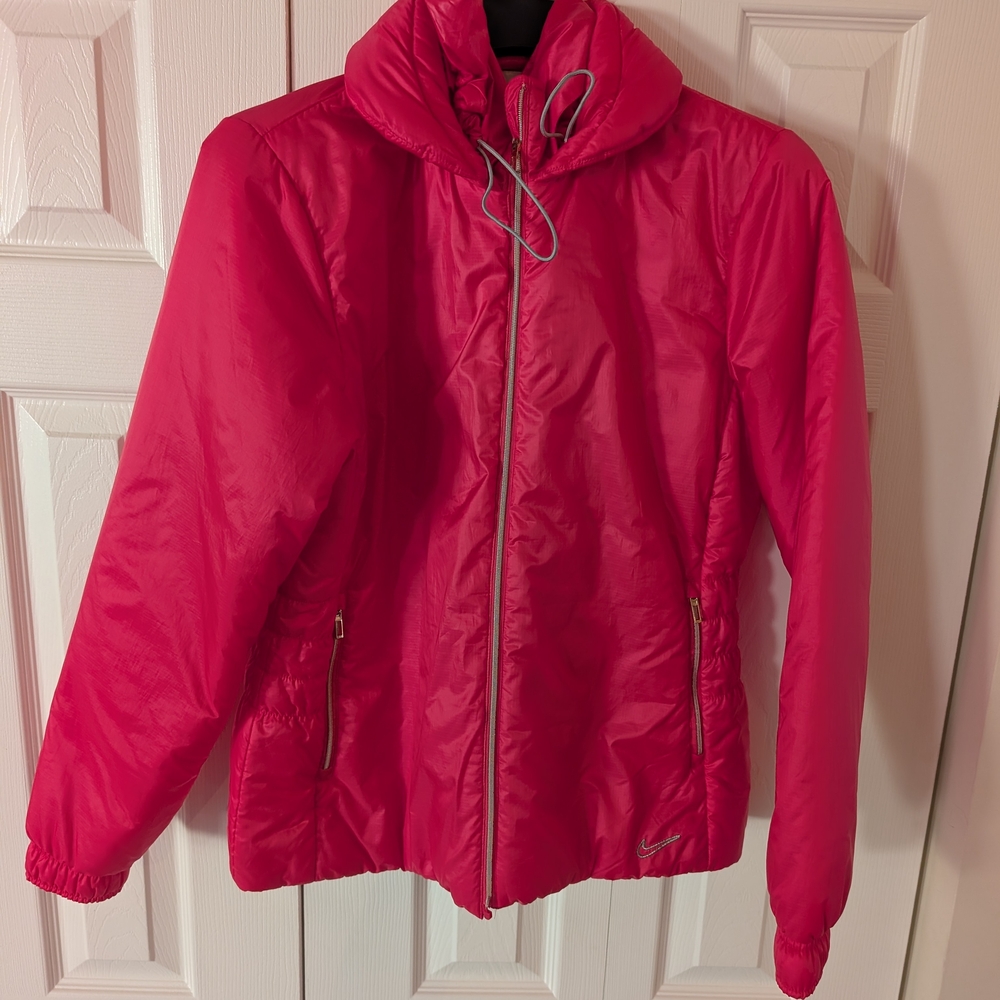 Nike Pink Puffer Jacket Lightweight Quilted Design
